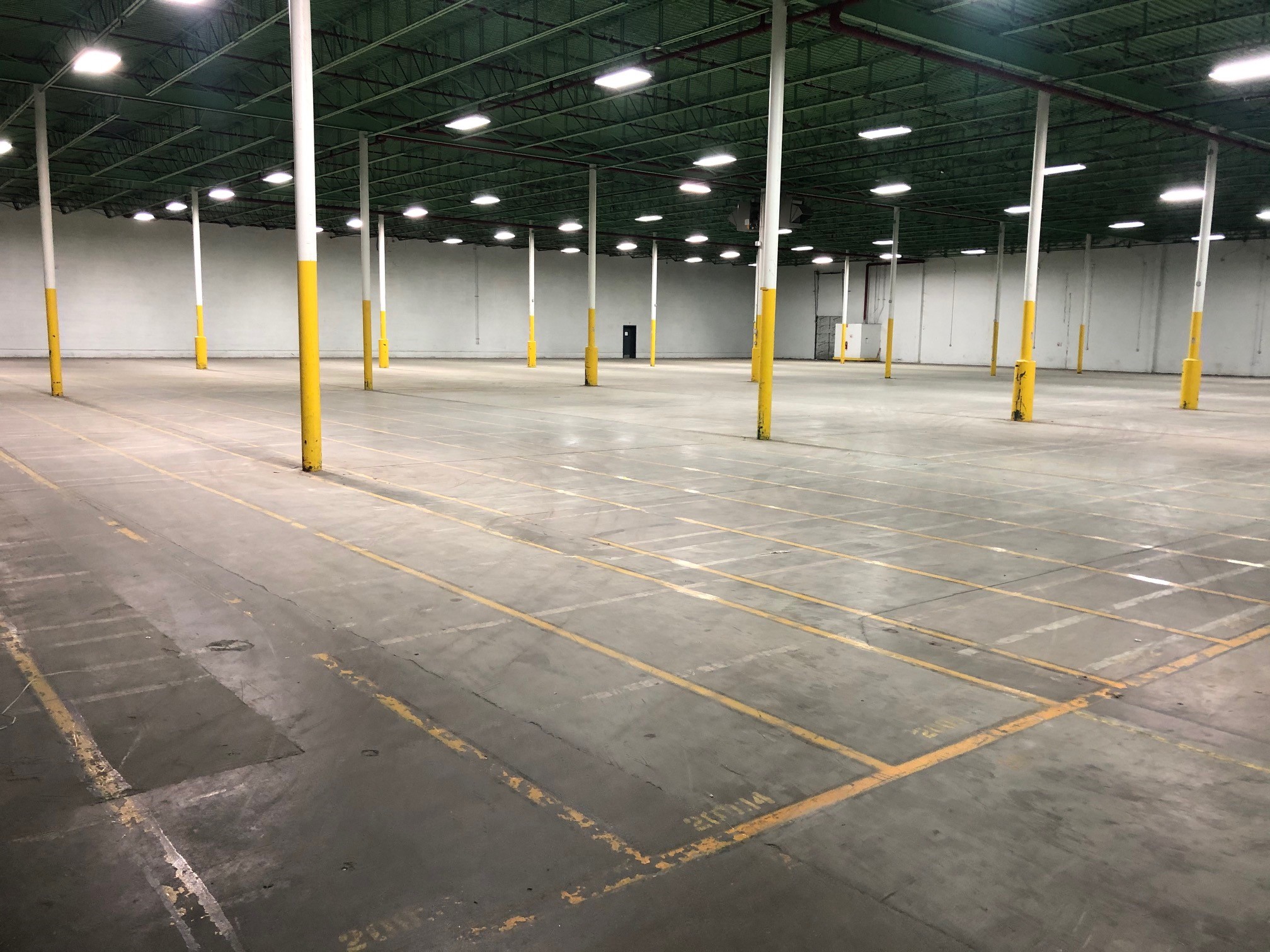 https://www.teamweston.com/wp-content/uploads/2021/01/warehouse-2.jpg